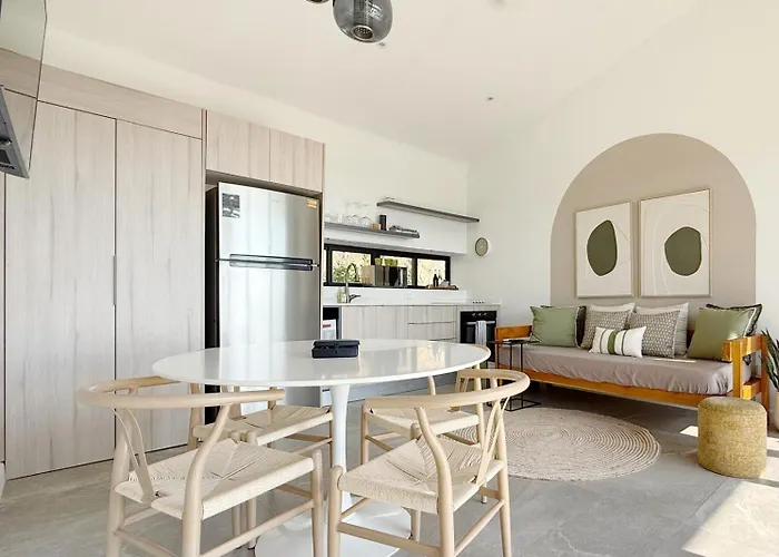 Sunset Sanctuary Villa *